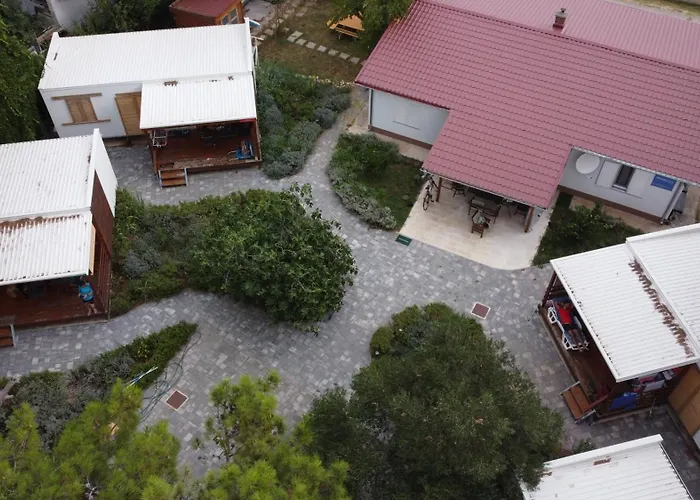 Cremona Mobile Yellow Дом отдыха